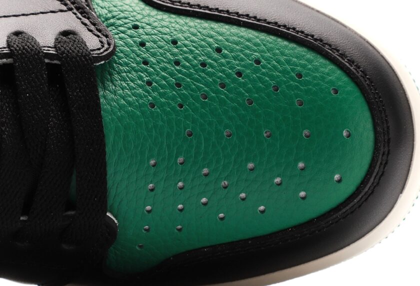 Air Jordan 1 Retro High Pine Green - Image 8