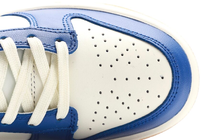 Dunk Low Royal Blue Gold - Image 8