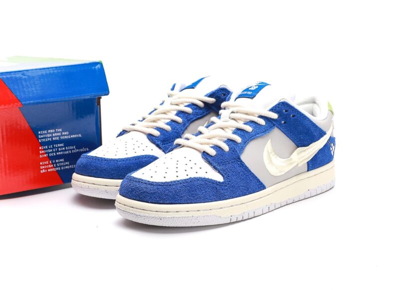 FLY Streetwear Nike SB Dunk Low - Image 9