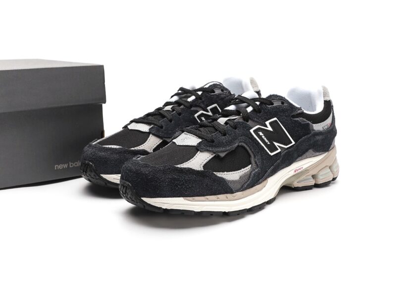 New Balance 2002R Protection Pack Black Grey - Image 9