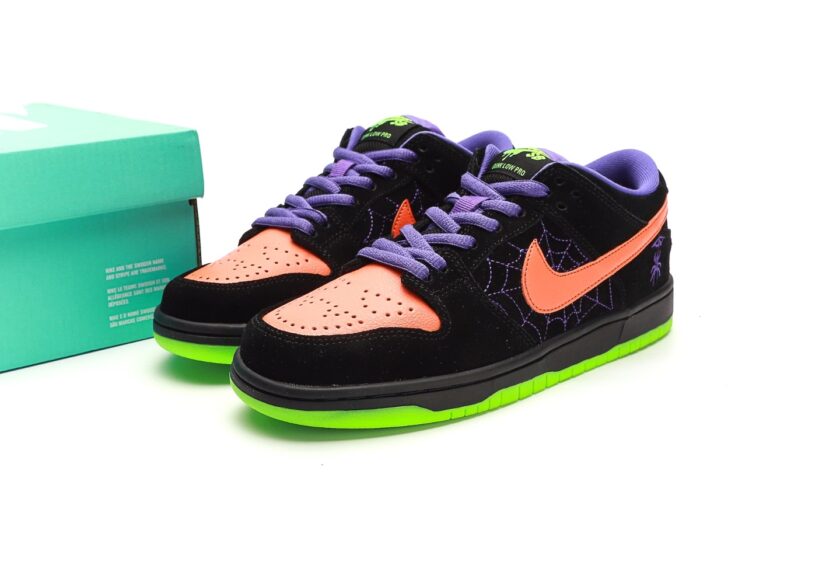 SB Dunk Low Night of Mischief - Image 9