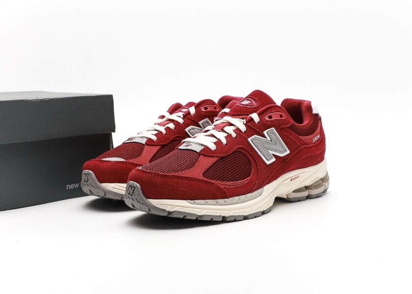 New Balance 2002R Bordeaux - Image 9