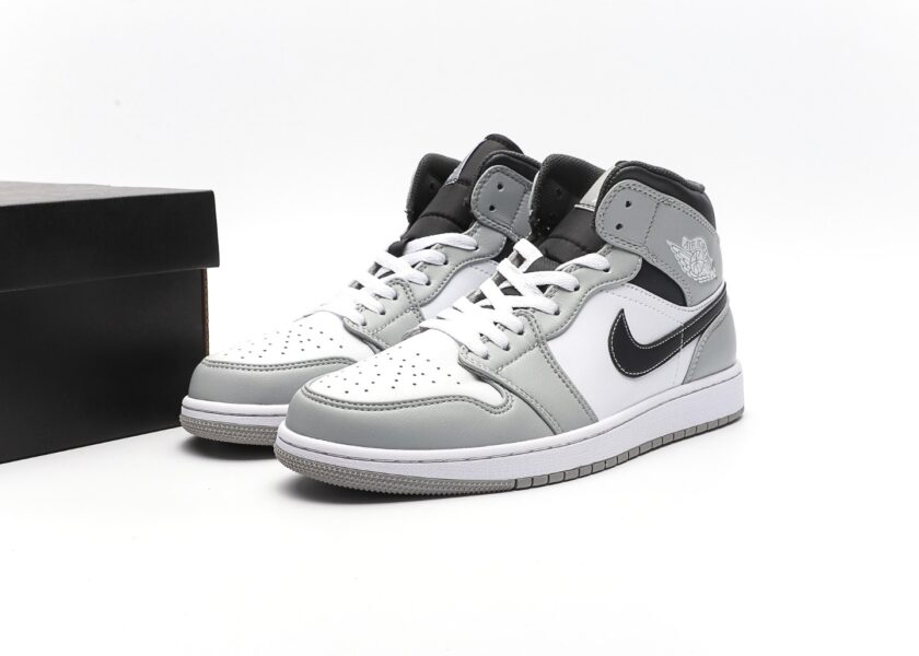 Air Jordan 1 Mid Light Smoke Grey - Image 9