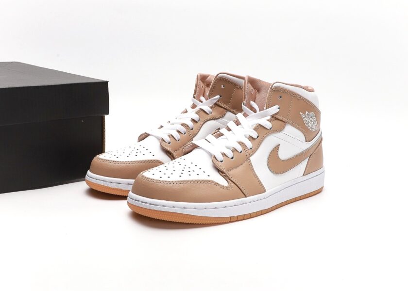 Air Jordan 1 Mid Tan Gum - Image 9