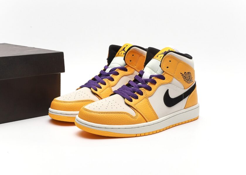 Air Jordan 1 Mid Lakers - Image 9