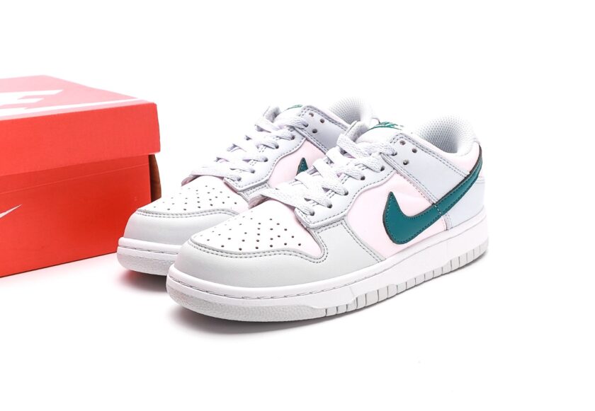 Dunk Low GS Mineral Teal - Image 9