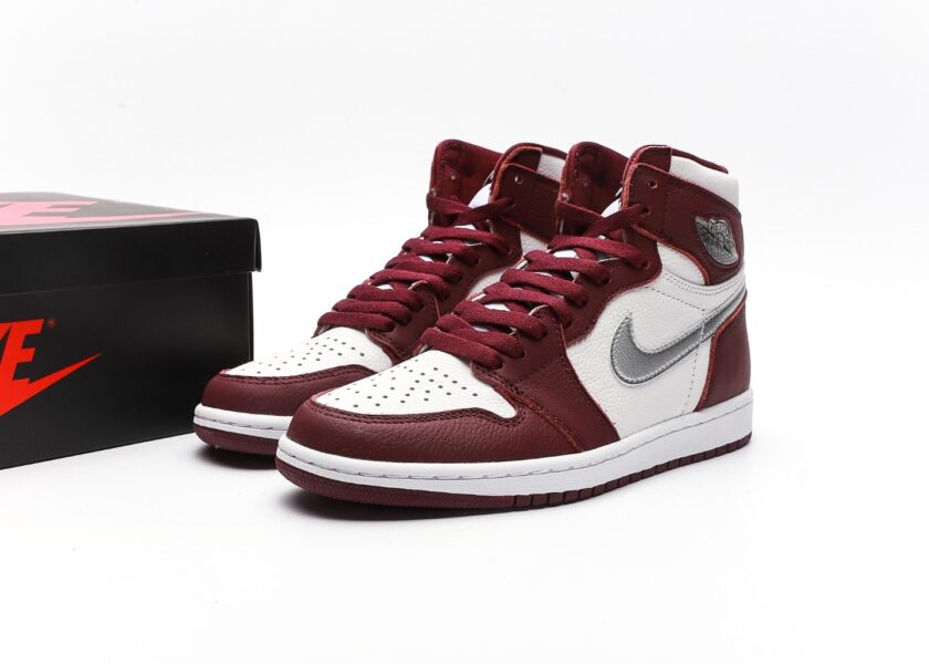 Air Jordan 1 Retro High OG Bordeaux [PK GOD] - Image 9