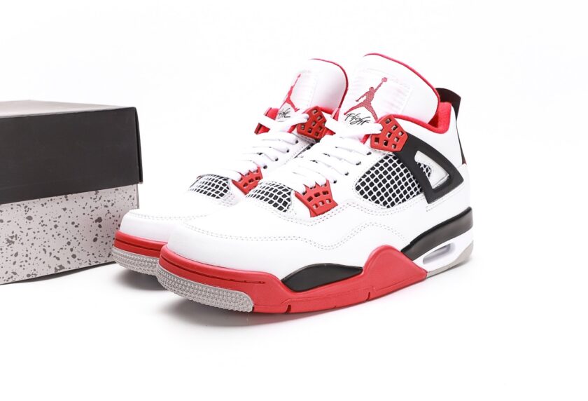 Air Jordan 4 OG Fire Red - Image 9