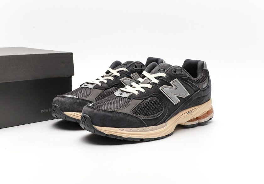 New Balance 2002R M2002RHO Grey Suede - Image 9