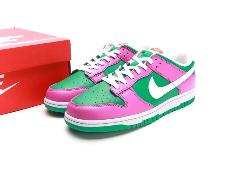 Dunk Low "Stadium Green/Fuchsia" - Image 9