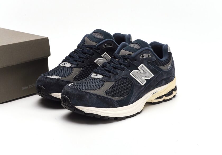 New Balance 2002R - Image 9