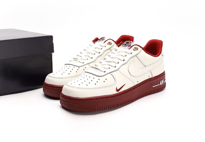 Air Force 1 Low SE Sail Team Red Metallic Gold - Image 9