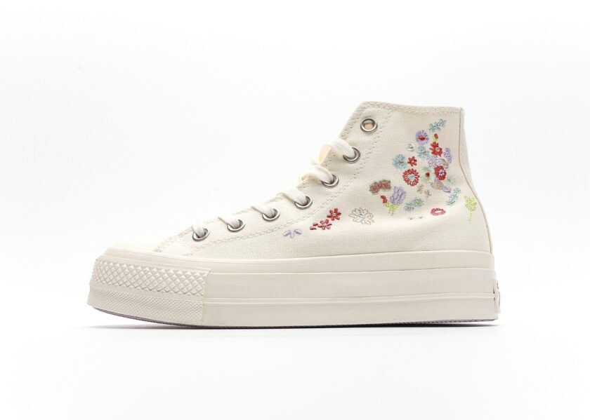 Chuck 70 Hi Embroidered Floral