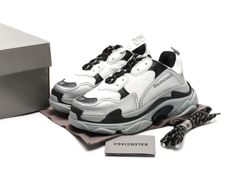 Triple S - Image 2