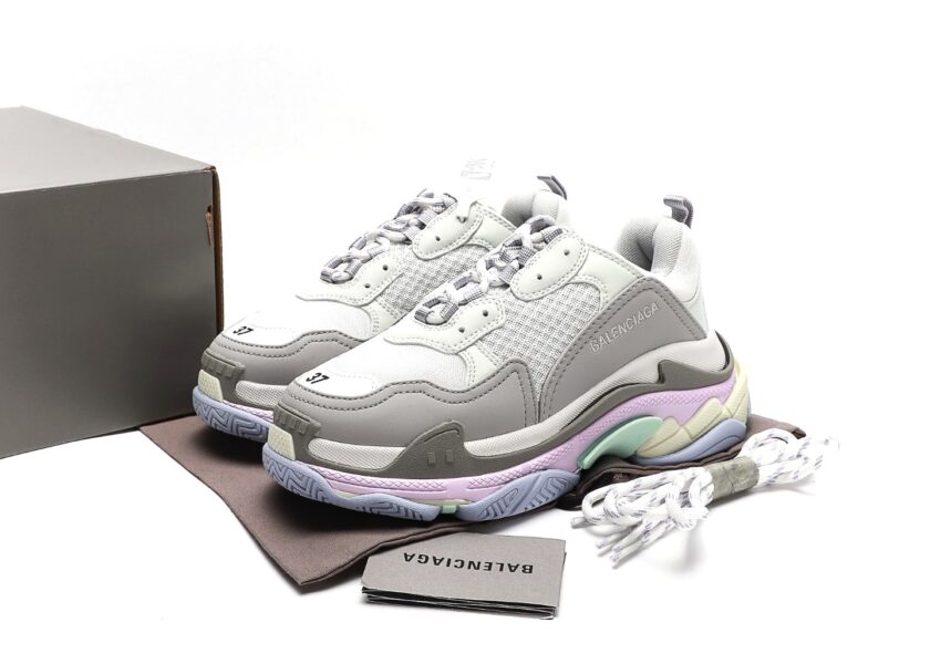 Triple S - Image 2