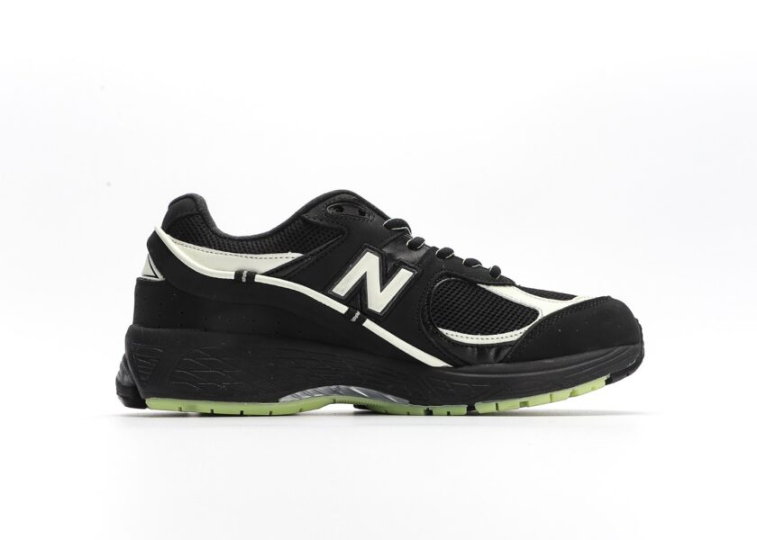 New Balance RANDOMEVENT x UNIK x 2002R [PREMIUM] - Image 2