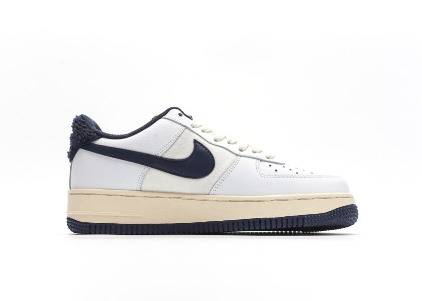 Air Force 1 '07 LV8 Midnight Navy - Image 2