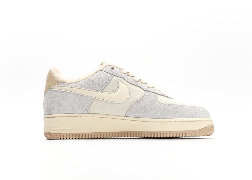 Air Force 1 Low '07 LV8 Sherpa Photon Dust - Image 2