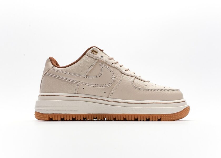 Air Force 1 Luxe Pecan - Image 2