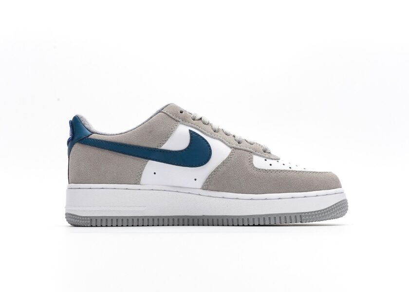 Air Force 1 Low Athletic Club - Image 2