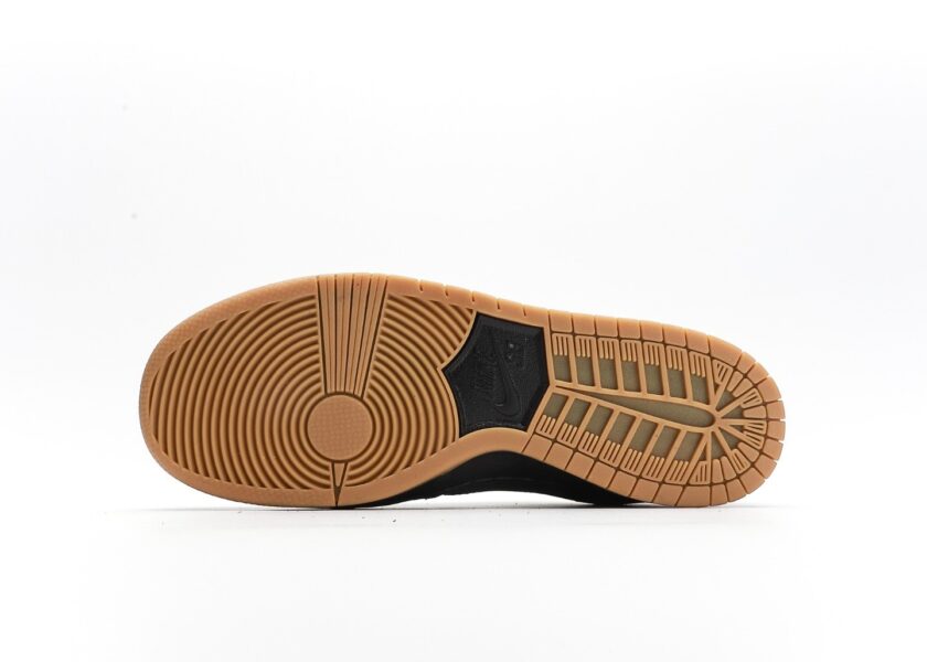 SB Dunk Low IW Black Gum [PK GOD] - Image 4