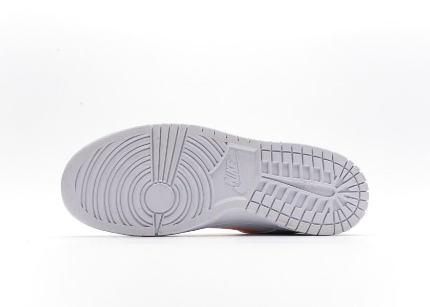 Dunk Low GS 3D Swoosh - Image 4