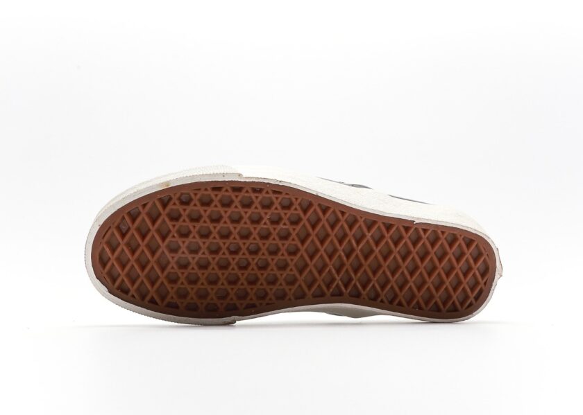 Classic Slip-On - Image 4