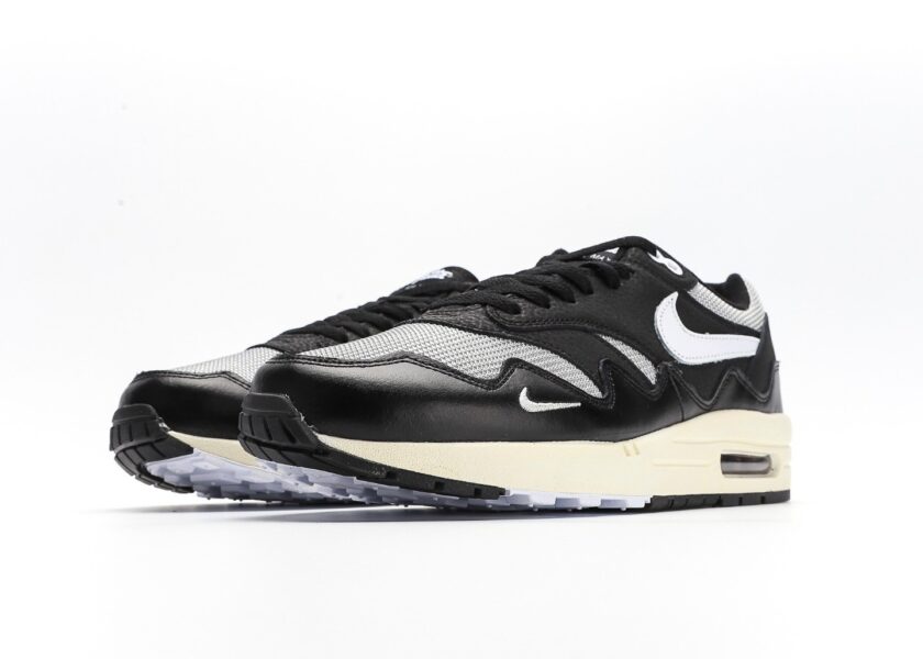 Patta x Air Max 1 Black Silver - Image 5