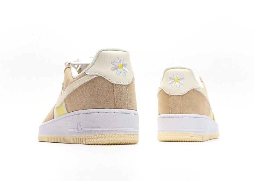 Air Force 1 Low GS Lemon Drop - Image 6