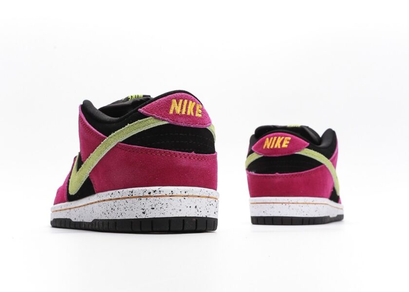 SB Dunk Low Plum - Image 6