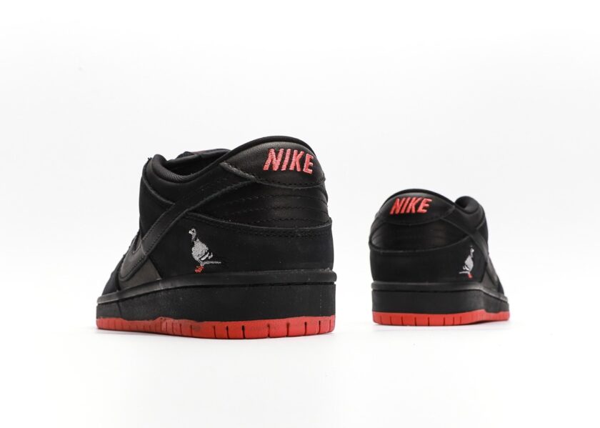 SB Dunk Low Black Pigeon - Image 6