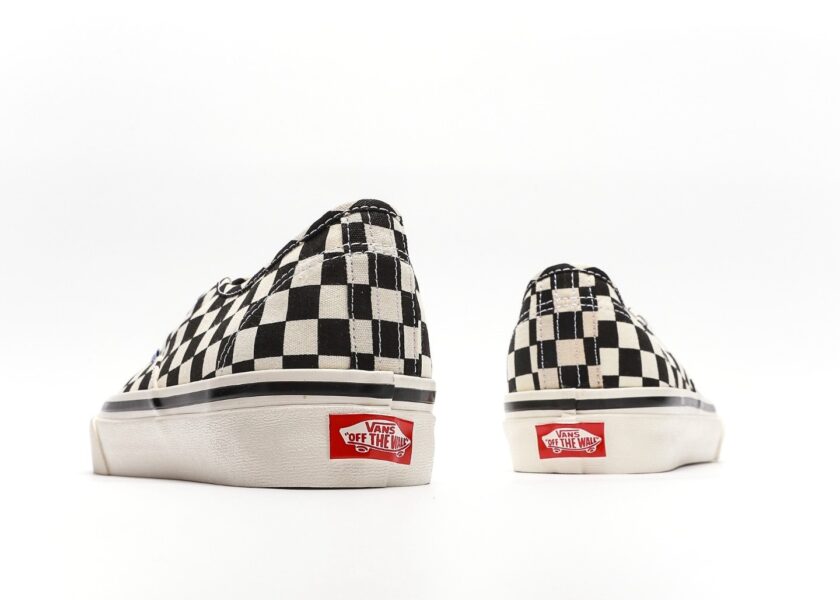 Authentic 44 DX Anaheim Factory Checkerboard - Image 6