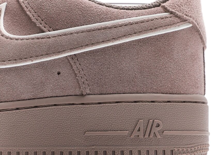 Air Force 1 Low 'Suede' Pack - Image 7