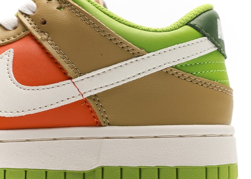 Dunk Low (GS) - Image 7