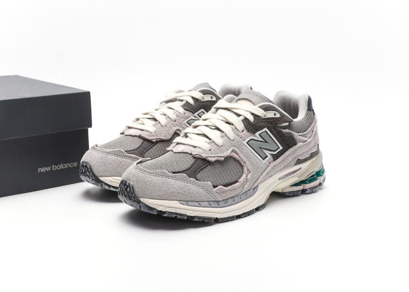 New Balance 2002R Protection Pack Rain Matt - Image 9