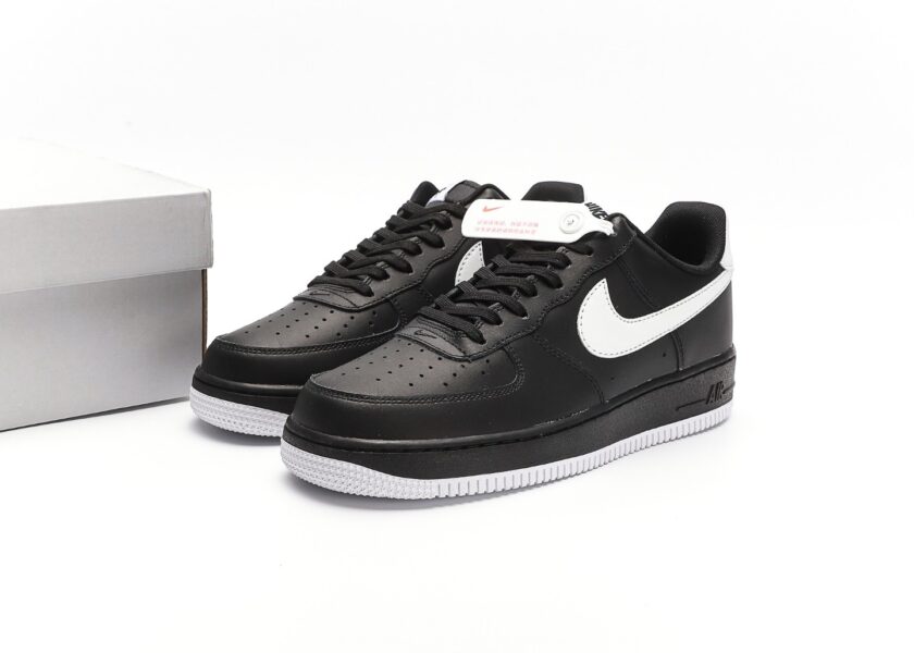 Air Force 1 Low Black White - Image 9