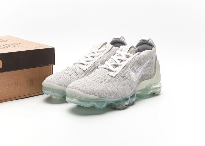 Air VaporMax 2021 Flyknit - Image 9