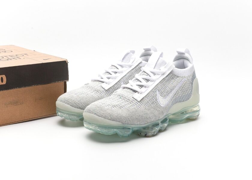 Air VaporMax 2021 Flyknit - Image 9