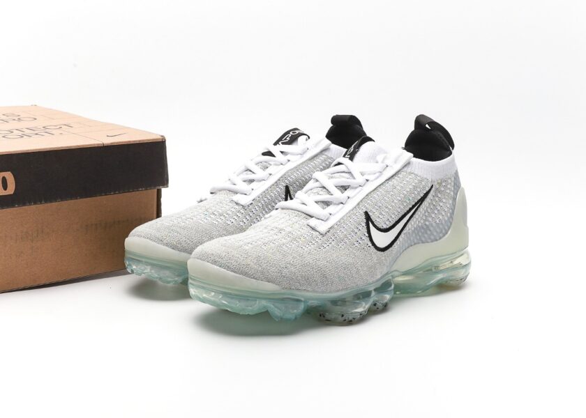 Air VaporMax 2021 Flyknit - Image 9