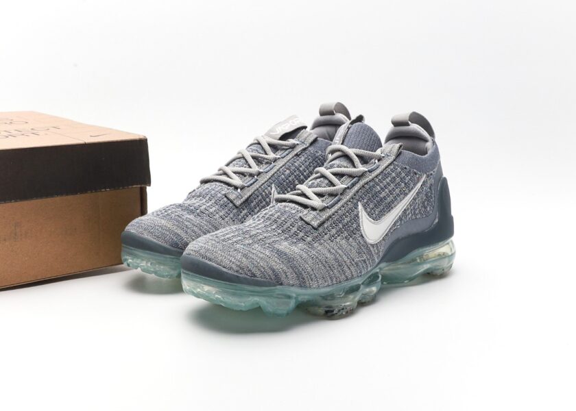 Air VaporMax 2021 Flyknit - Image 9