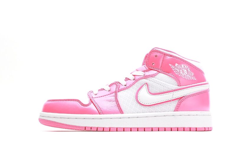 Air Jordan 1 Mid GS Hyper Pink