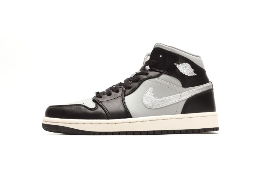 Air Jordan 1 Mid SE Black Chrome