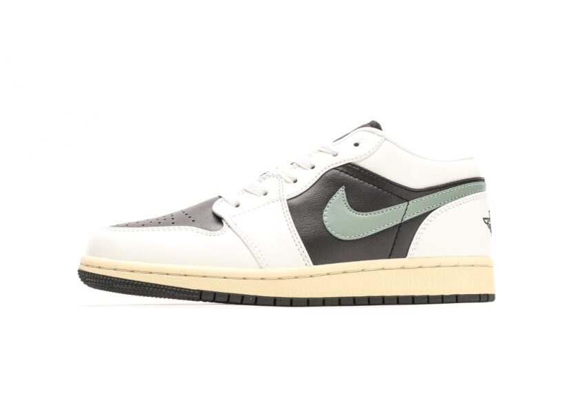 Air Jordan 1 Low 'Jade Smoke'