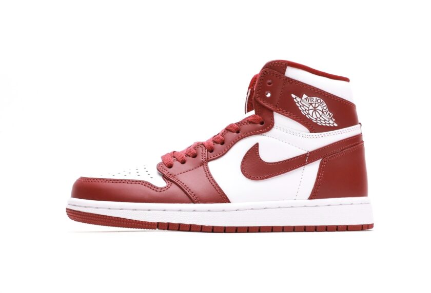 Air Jordan 1 High OG Artisanal Red "Team Red"