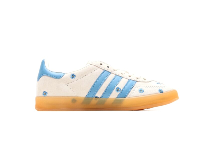 Gazelle Indoor Floral Beige Light Blue - Image 2