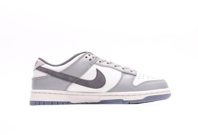 Dunk Low SE 'Light Carbon' [PK GOD] - Image 2