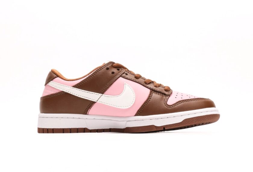 Stüssy x SB Dunk Low Pro 'Cherry' - Image 2