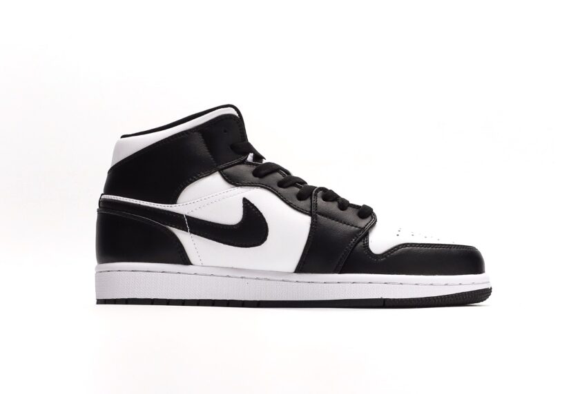 Air Jordan 1 Mid 'Panda' Black White - Image 2