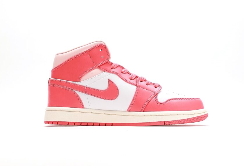 Air Jordan 1 Mid 'Strawberries and Cream' - Image 2