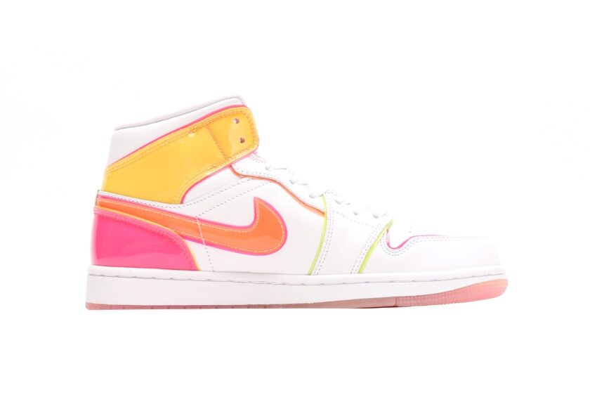 Air Jordan 1 Mid SE 'Edge Glow' - Image 2